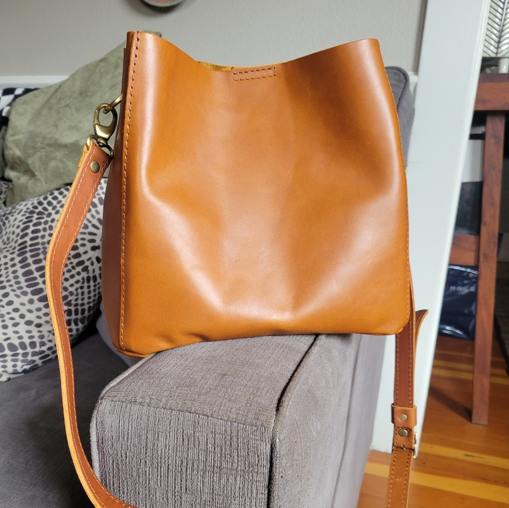 Portland Leather Butterfly Bucket Bag Honey